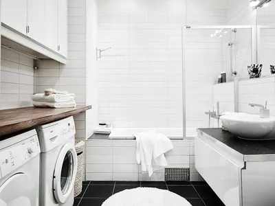 Дизайн белой ванной комнаты: с яркими акцентами, с деревом, нюансы стиля,  плюсы и минусы светлого санузла, фото