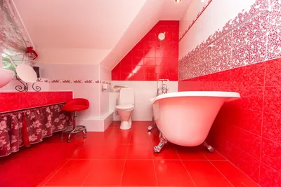 Красная ванная комната: 120+ реальных фото примеров