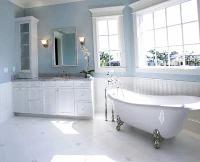 Дизайн ванной комнаты с крашеными стенами, рекомендации с фото и видео