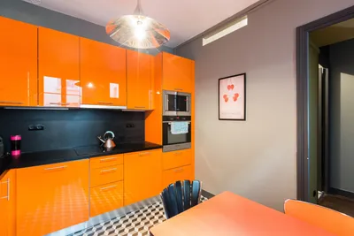 Оранжевая кухня - 68 фото