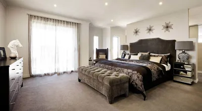 Дизайн спальни 20 кв м в современном стиле, гардеробная в комнате,  зонирование спальни, совмещенной с гостиной
