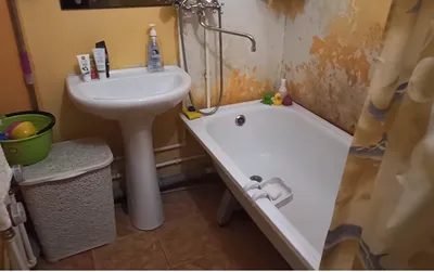 Ремонт ванной комнаты за 3 тысячи рублей своими руками. Бюджетный вариант  быстрой переделки старой ванны | Дизайн. Интерьер. Ремонт. | Дзен