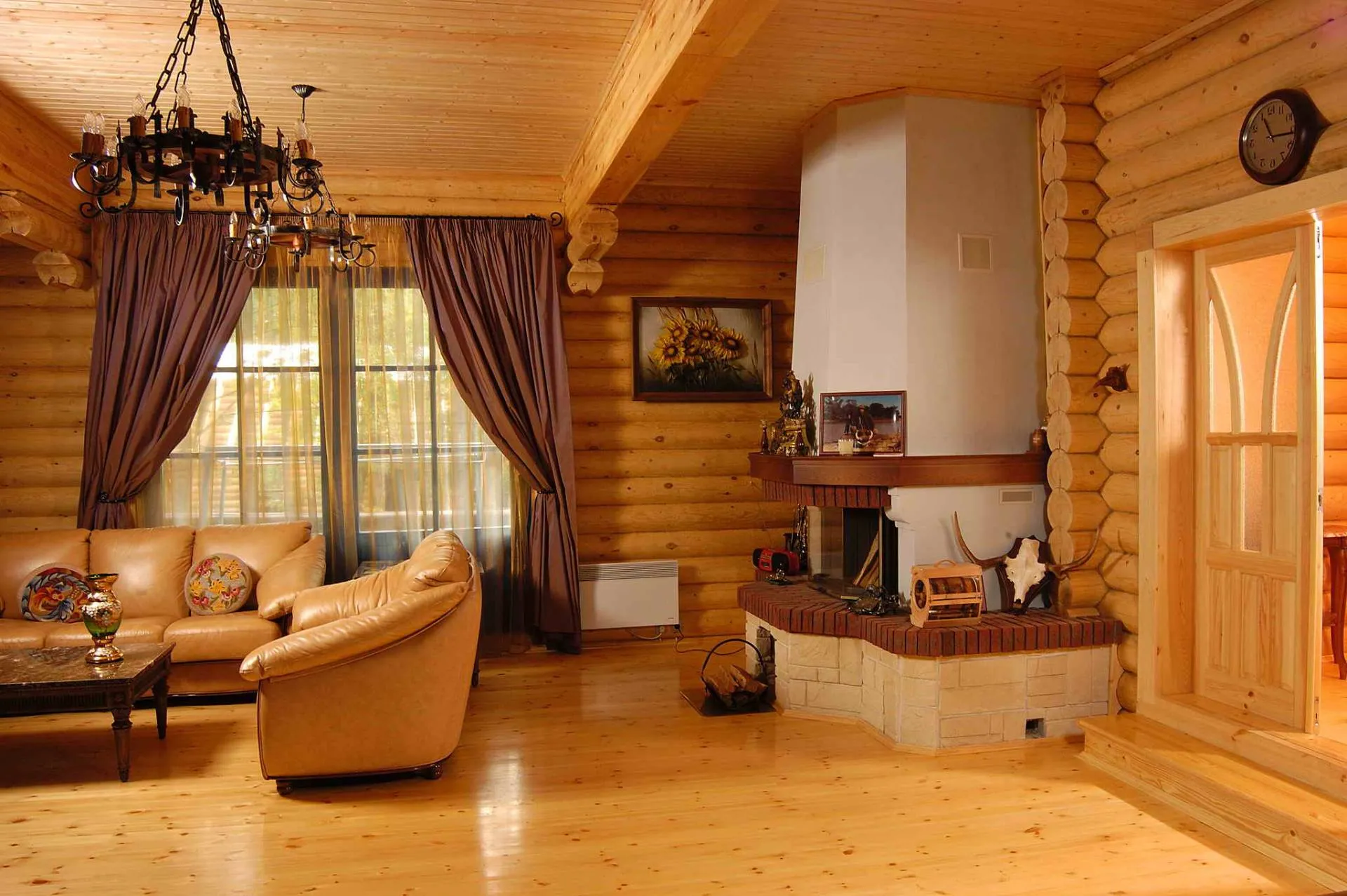 шторы в деревянный дом из бруса интерьер фото