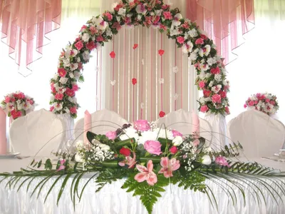 Арка из цветов: красивое начало семейной жизни - свадебная статья, 12 июня  2013