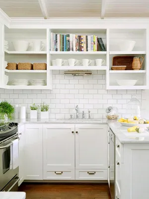 Дизайн маленькой кухни в современном стиле: 60+ фото, планировки, 13 крутых  приемов
