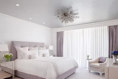 Белая спальня: светлые и нежные тона, оформление интерьера, обои и мебель