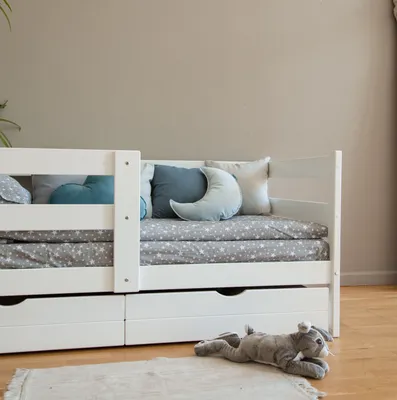 Купить Детская кровать Софа с двойным бортиком и ящиками, белая - MayBe  Baby Boo!