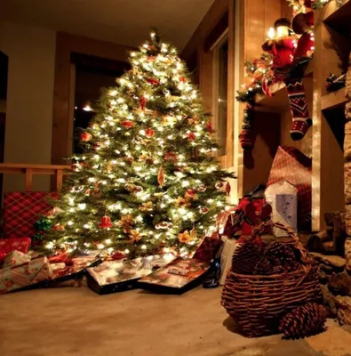 Украшение новогодней елки — Luminex — Новогоднее освещение, праздничная  иллюминация, гирлянды на деревья, гирлянды на фасад