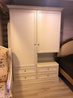Шкаф в спальню со встроенной прикроватной тумбой Брион