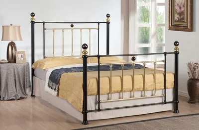 Кованые кровати детские в интерьере спальни, двуспальные кровати с кованой  спинкой в комнате