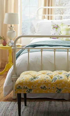 15 спален с коваными кроватями