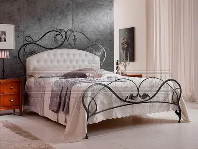 кровать кованая стальная фото в интерьере спальни