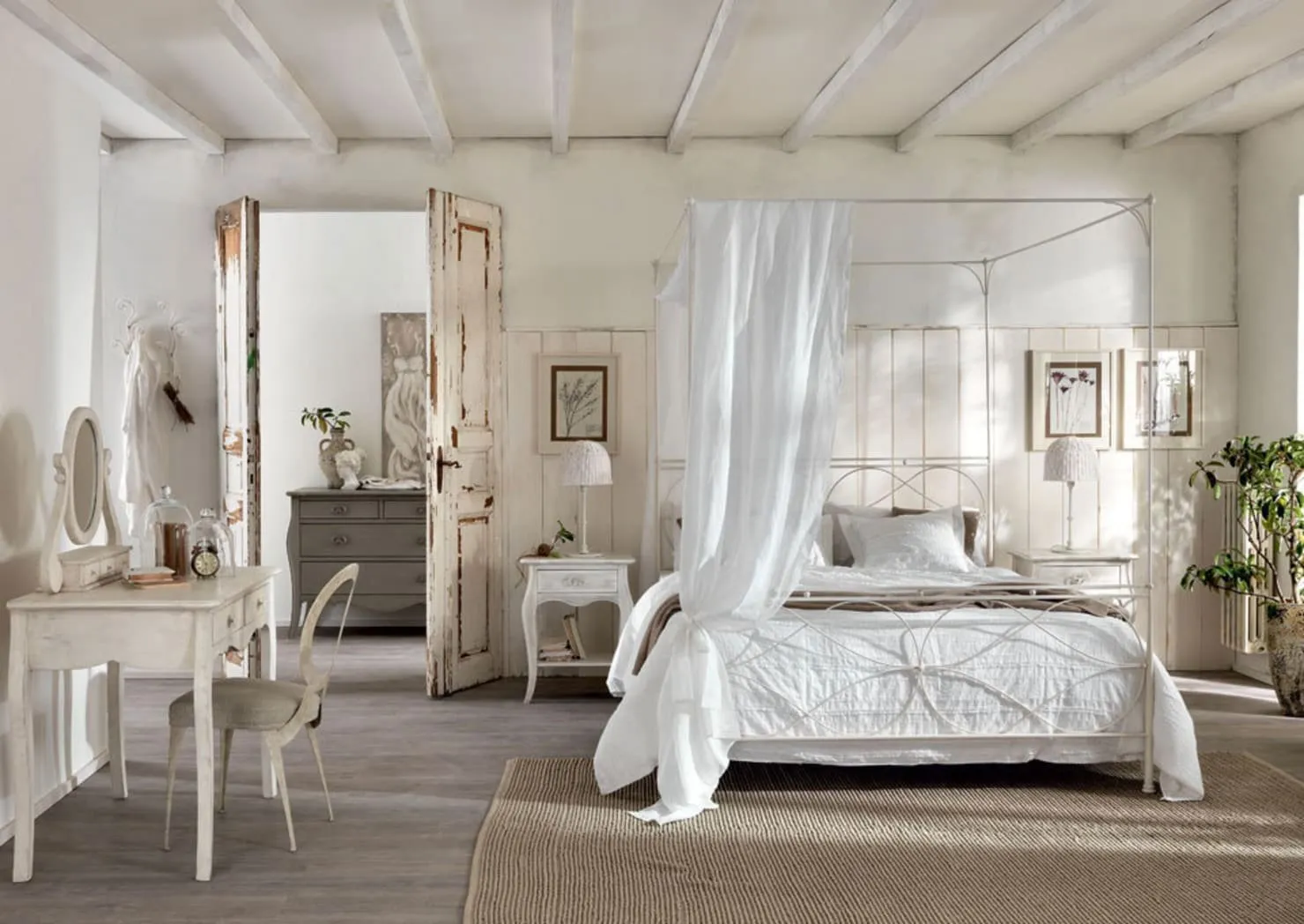 Модные шторы в спальню: реальные фото новинок дизайна штор в спальне