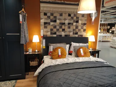 Чёрно-оранжевая спальня из мебели ИКЕА: мир в осенних красках |  Лана-архитектор | Дзен