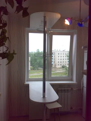 Барная стойка для маленькой кухни (42 фото), стол для гостиной своими  руками: инструкция, фото- и видео-уроки, цена