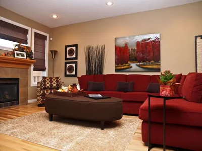 Интерьер гостиной в красном цвете – 80 фото-идей дизайна красной гостиной в  сочетании с другими цветами
