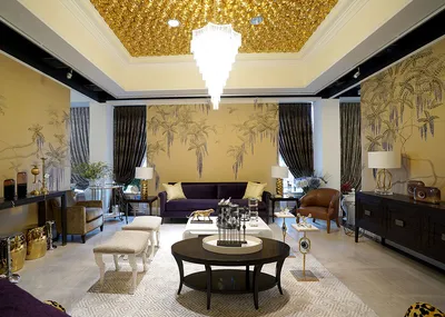 Сочетание цвета в интерьере гостиной: фиолетовый диван в интерьере Чарльз  Камерон