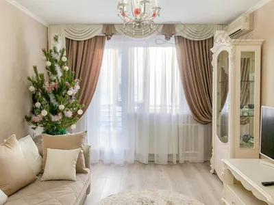 Классические шторы с ламбрекеном в гостиной, Москва, ул. Зорге - Belladone