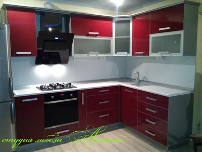 Бордовая кухня в интерьере: фото готовых дизайн-проектов интерьера,  кухонные гарнитуры цвета бордо, обои | Кухня, Интерьер, Кухонные наборы