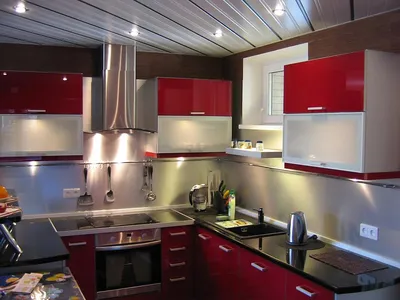 Бордовая кухня в интерьере: сочетание цвета с другими цветами, фото дизайна