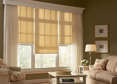 Бежевые шторы в интерьере гостиной: сочетание с мебелью и стенами в дизайне  зала, фото