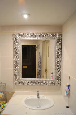 Красивое зеркало в резной раме для ванной – заказать на Ярмарке Мастеров –  JQJ7ARU | Зеркала, Санкт-Петербург