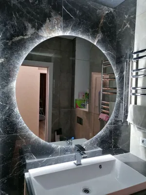 Зеркало с подсветкой - освежаем интерьер в ванной комнате