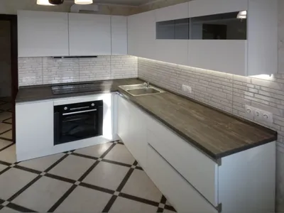 Белые угловые кухни: лучшие фото, дизайн кухонного гарнитура