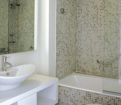 Мраморная мозаика в ванной - 71 фото