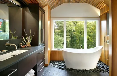 Ванная комната с окном дизайн - 67 фото