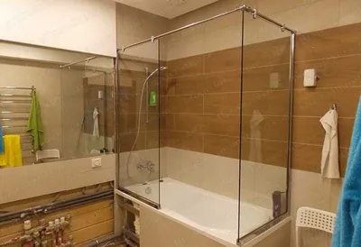 Как используются стеклянные перегородки в ванной