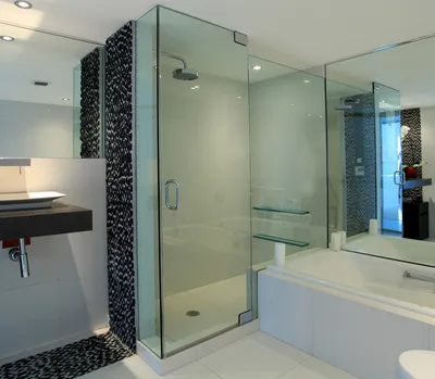 Советы по дизайну ванной со стеклом и из стекла – дизайн ванной комнаты с  душевой в Москве | «СтеклоКласС»