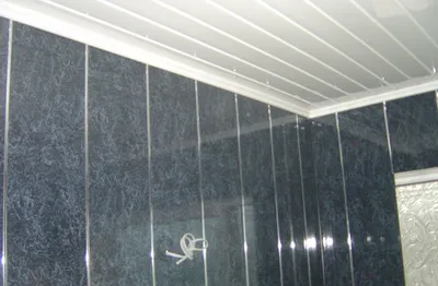 Какими бывают ПВХ панели | Отделка ванной панелями, Ремонт небольшой ванной,  Плитка для стен в ванной