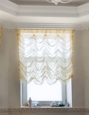 Штора на узкое окно в коридоре и в прихожую: виды и советы по подбору штор  и занавесок