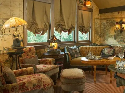 Короткие шторы в гостиную до подоконника: фото красивого интерьера комнаты