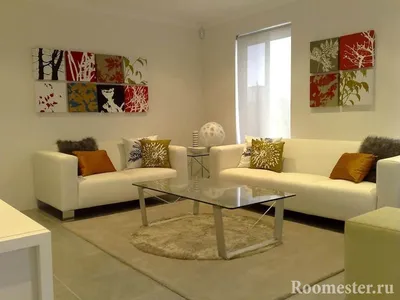 Интерьер гостиной с двумя диванами для большой семьи | SKDESIGN