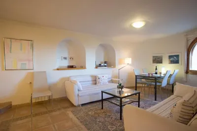 Два дивана в маленькой гостиной в интерьере (44 фото) - красивые картинки и  HD фото