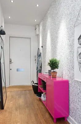 Обои в коридор (74 фото): идеи дизайна прихожей в квартире «хрущевке»,  какие выбрать изделия и откуда начинать клеить