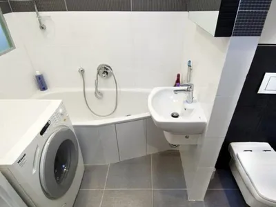 Установка новой ванны в совмещённый санузел. Сложности монтажа сантехники в  маленьких помещениях