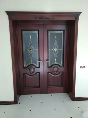 Шпонированные межкомнатные двери — купить в Москве недорого, продажа дверей  из шпона по ценам производителя