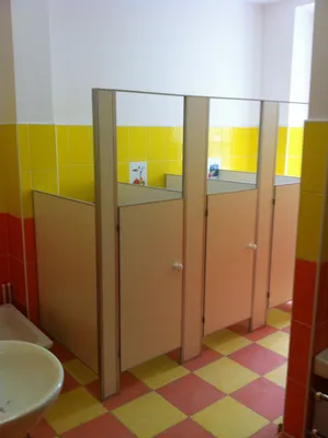 Перегородки для туалета в школе - 58 фото