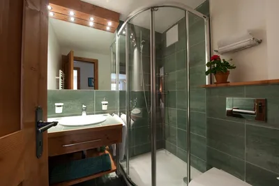 Дизайн ванной 2 на 2 м - функциональная комната +75 фото примеров
