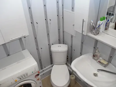 Фото идей дизайна маленькой ванной комнаты