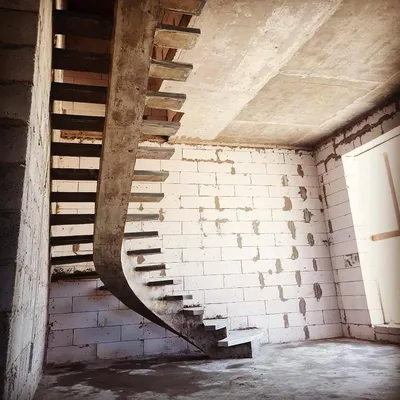 Лестницы из бетона в Балашихе, цена строительства бетонных лестниц