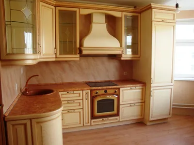 Кухня П 44Т (42 фото): видео-инструкция по оформлению интерьера кухонной  комнаты с треугольным эркером в однокомнатной квартире, домах своими  руками, проект, фото, цена
