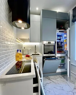 Маленькие кухни с холодильником - 70 фото