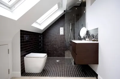 Мансардный потолок в ванной (33 фото)