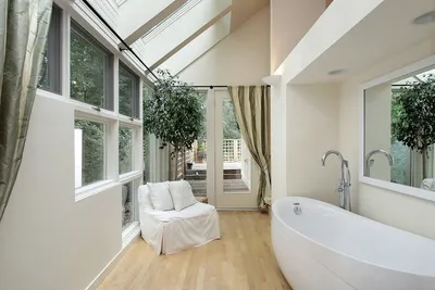 Ванная комната на мансарде – дизайн, фото