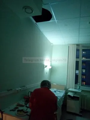 В Томском перинатальном центре потолочная плитка упала в послеродовой  палате - KP.RU